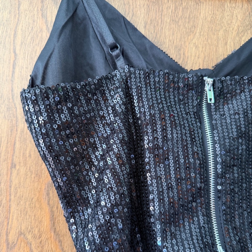 Black Sequin Sz M Womens Cropped Camisole Zip Up Rave Festival Party Going Out - Picture 5 of 6